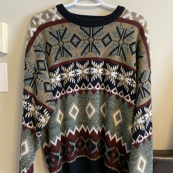 SOLD 🚫 Funky Sweater 🤩 - Picture 3 of 4